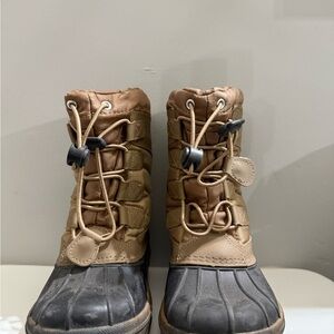 Tan and Black Winter Boots